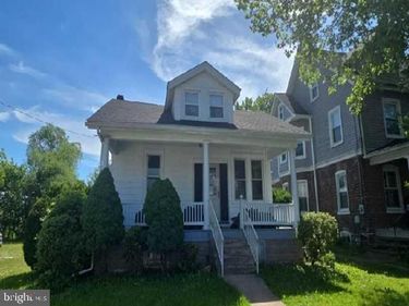 133 N AMBLER STREET, QUAKERTOWN, PA 18951
