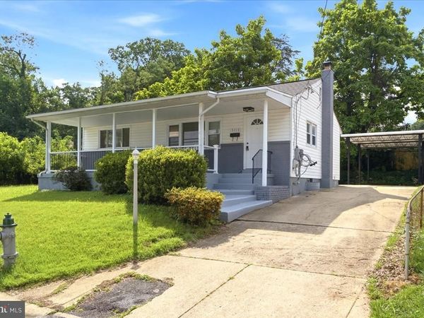 5713 EAGLE STREET , CAPITOL HEIGHTS, MD 20743