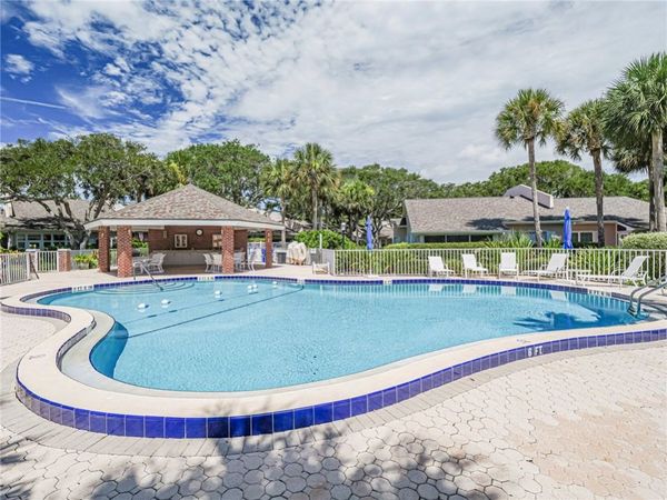 219 Park Shores Circle, Unit 219B, Vero Beach, FL 32963