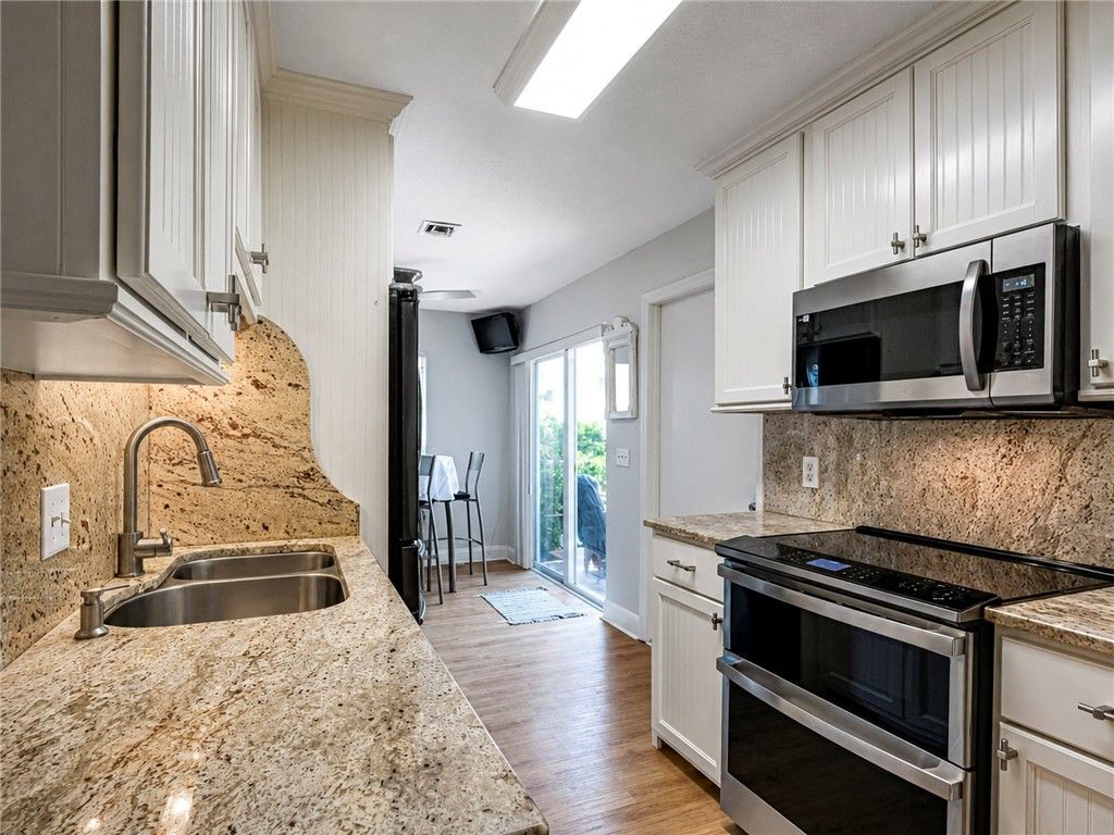 219 Park Shores Circle, Unit 219B, Vero Beach, FL 32963 Photo