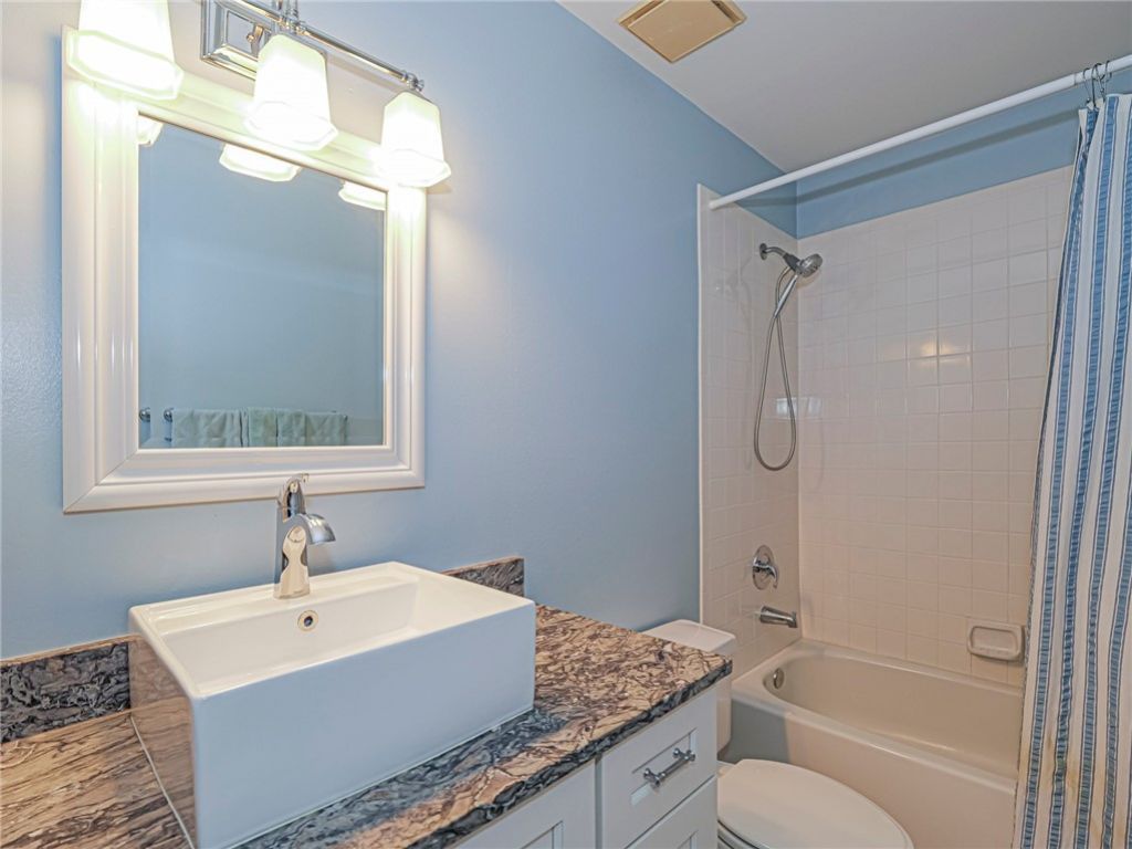 219 Park Shores Circle, Unit 219B, Vero Beach, FL 32963 Photo