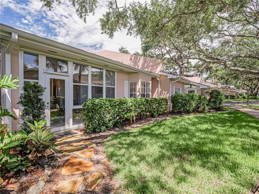 219 Park Shores Circle, Unit 219B, Vero Beach, FL 32963 Photo