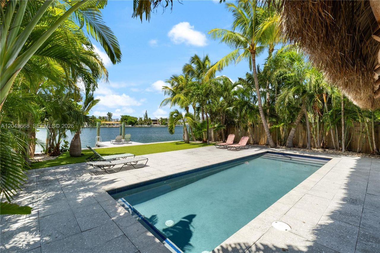 741 86th St , Miami Beach, FL 33141 Photo