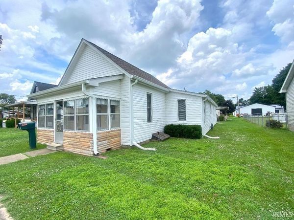 25 N Myra Street, Worthington, IN 47471