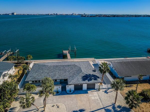 510 55TH AVENUE , ST PETE BEACH, FL 33706