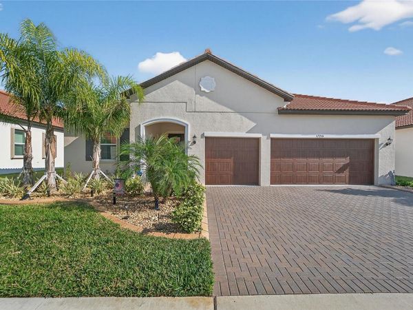 17216 SCUBA CREST STREET , WIMAUMA, FL 33598