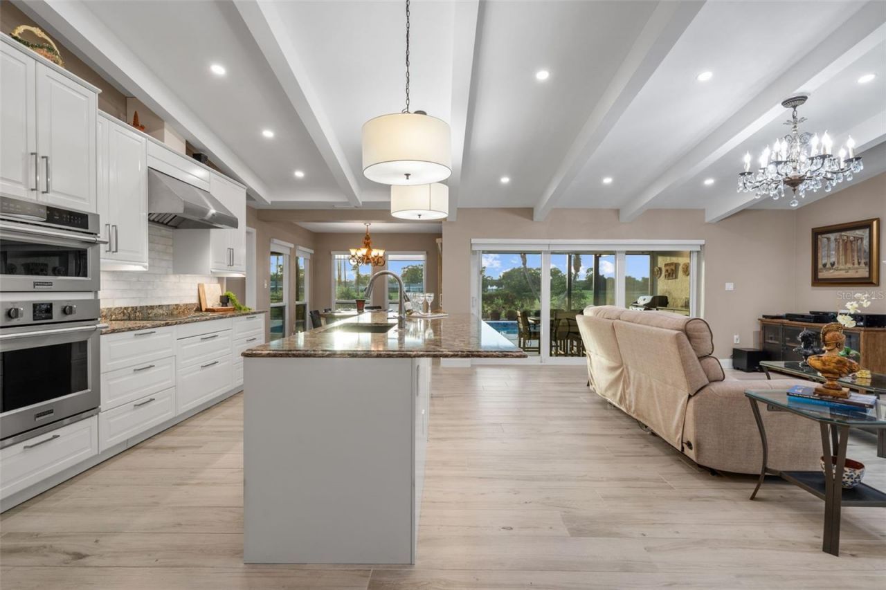 3615 Avenida Madera, Bradenton, FL 34210 Photo