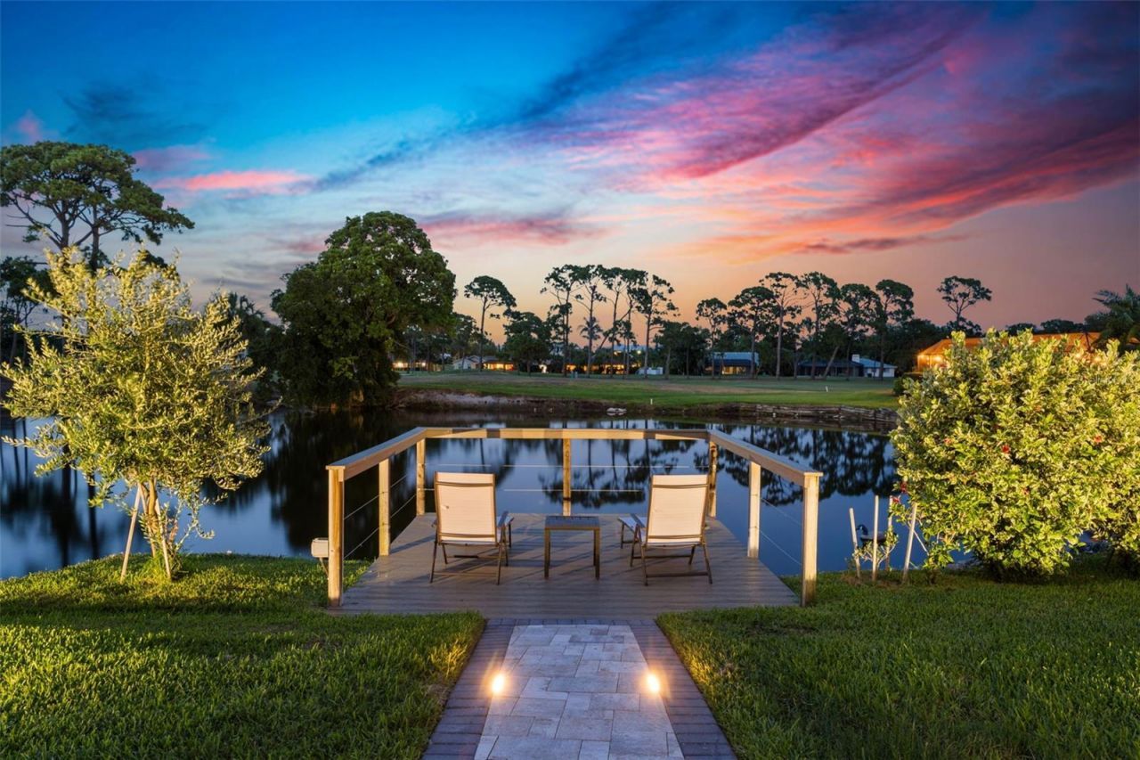 3615 Avenida Madera, Bradenton, FL 34210 Photo