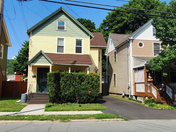 209 W Main Street , Port Jervis, NY 12771