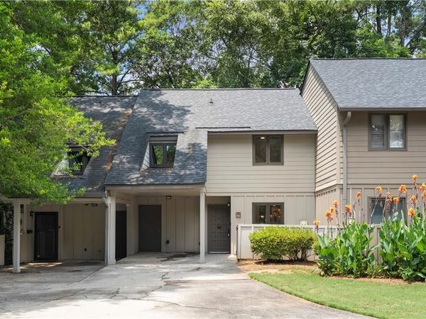 922 Cedar Creek S, Marietta, GA 30067