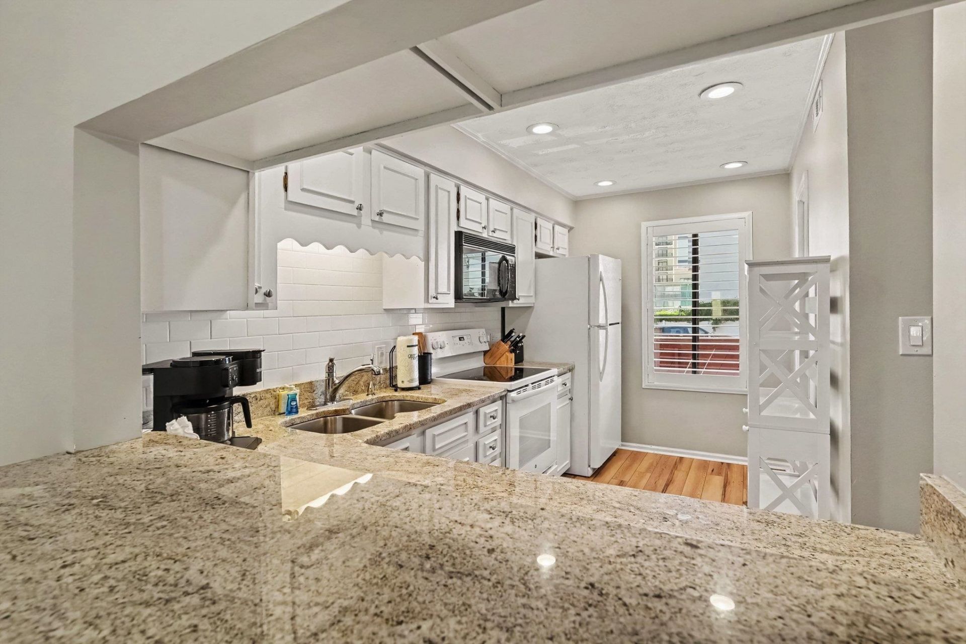 5507 N Ocean Blvd.  Photo 12