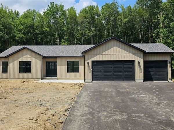 1672 Rustic Run Road SW, Warren, OH 44481