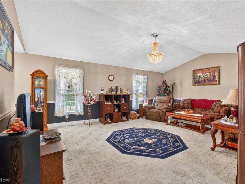 200 24th Street SE, Massillon, OH 44646 Photo 9