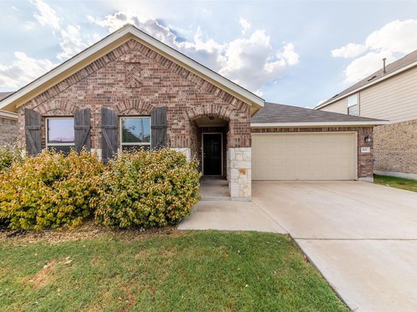 801 S San Marcos ST, Manor, TX 78653