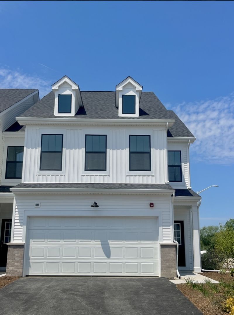 2045 Palmer Court , Hoffman Estates, IL 60169