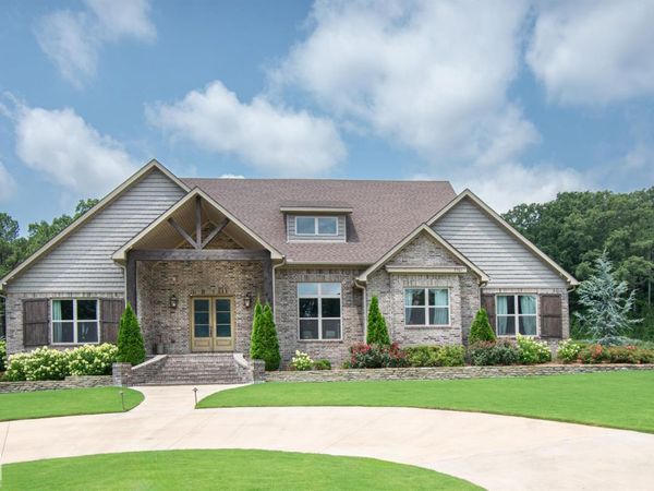 3301 Mallard Pointe Ln, Jonesboro, AR 72404