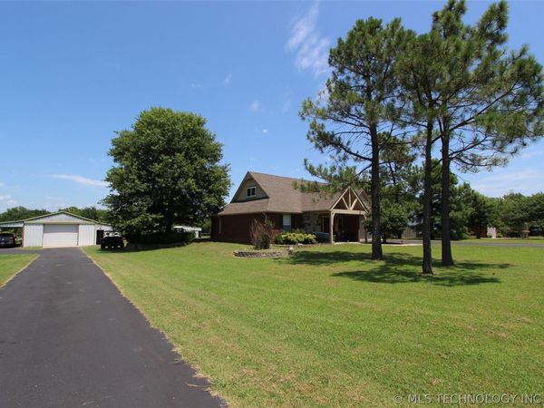 14523 E 140th Street N, Collinsville, OK 74021