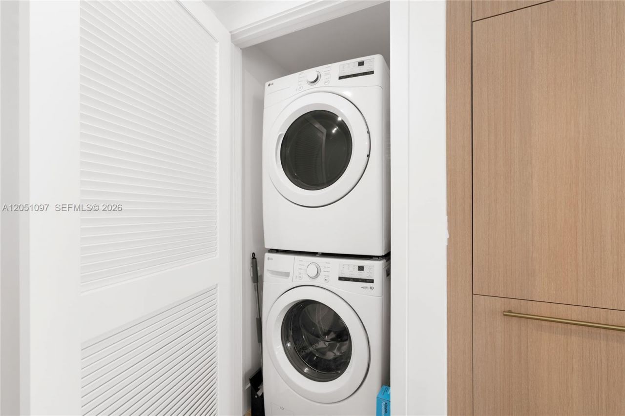 90 NE 32nd St , Unit 808, Miami, FL 33127 Photo