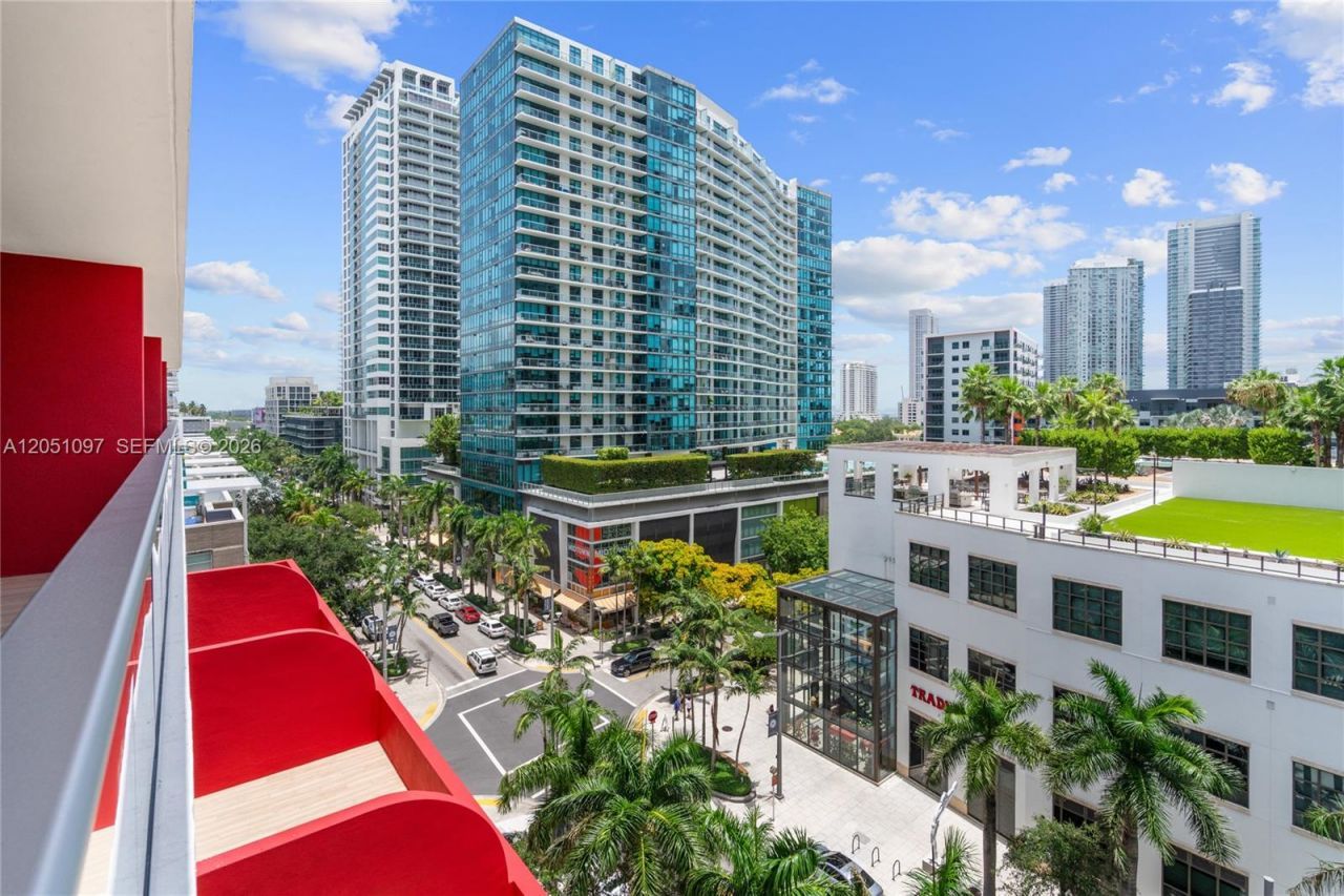 90 NE 32nd St , Unit 808, Miami, FL 33127 Photo