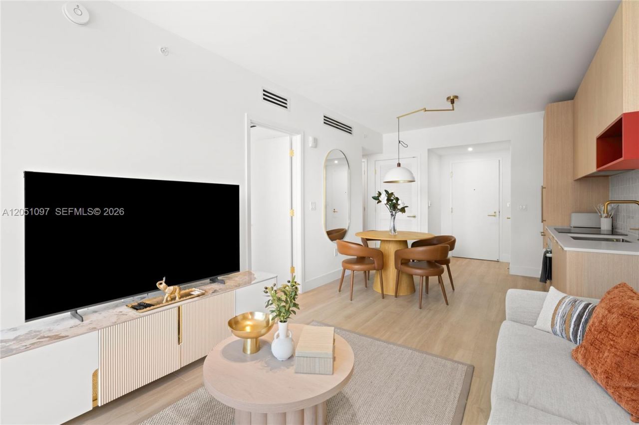 90 NE 32nd St , Unit 808, Miami, FL 33127 Photo