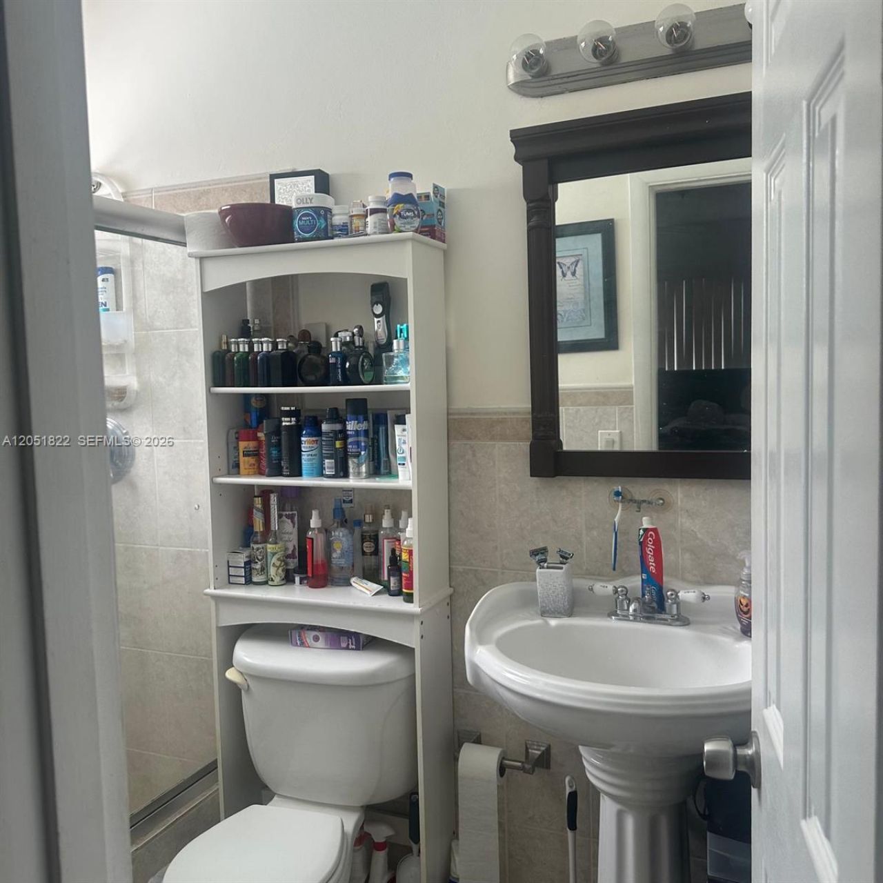 930 NW 180th Ter, Miami Gardens, FL 33169 Photo