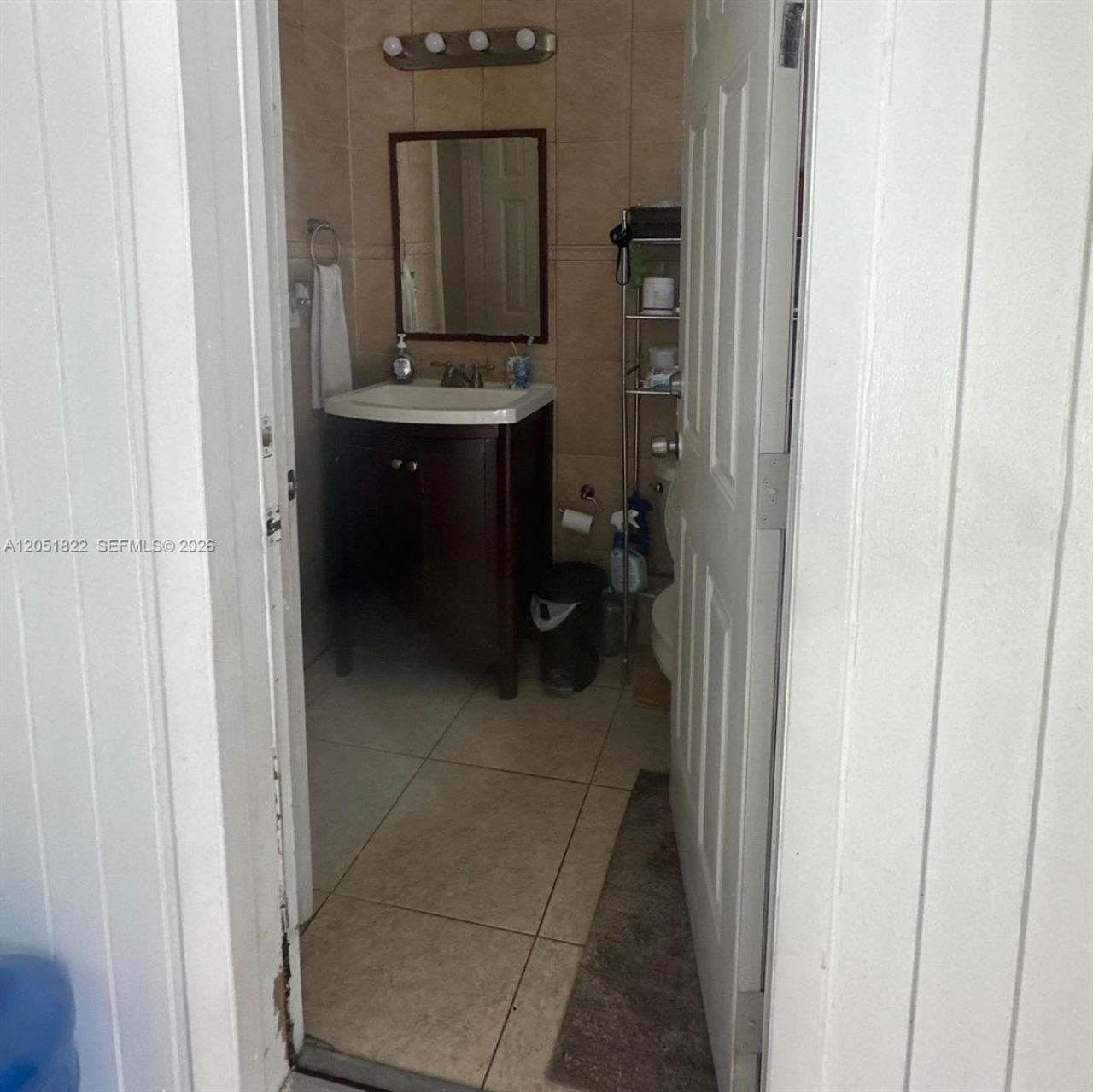 930 NW 180th Ter, Miami Gardens, FL 33169 Photo