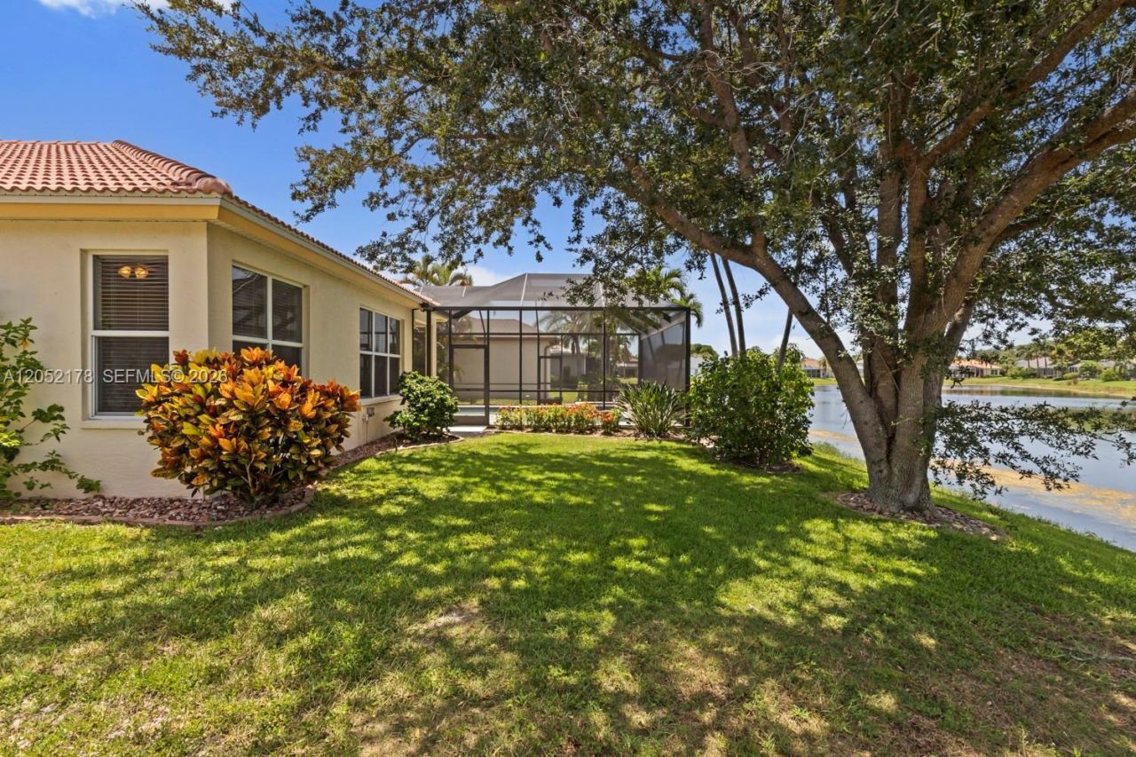 7538 Citrus Hill Ln, Naples, FL 34109 Photo