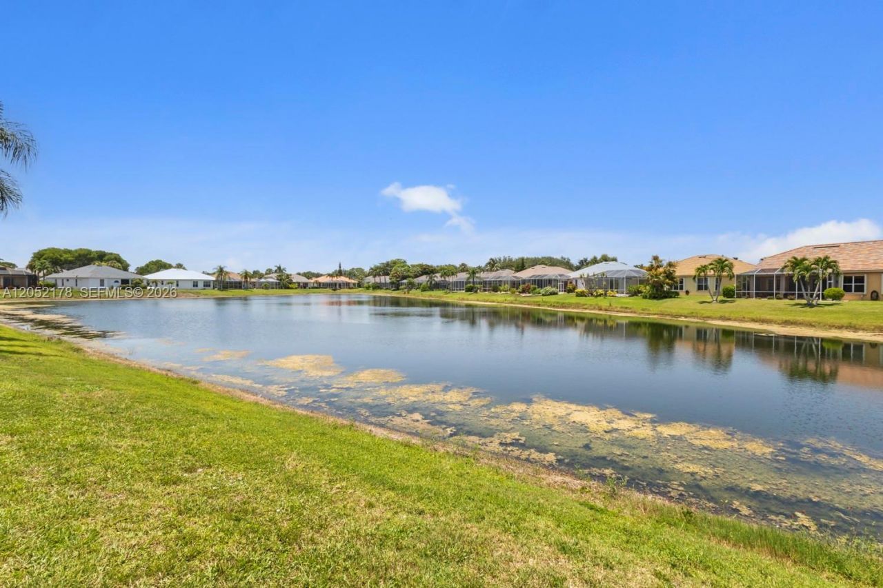 7538 Citrus Hill Ln, Naples, FL 34109 Photo