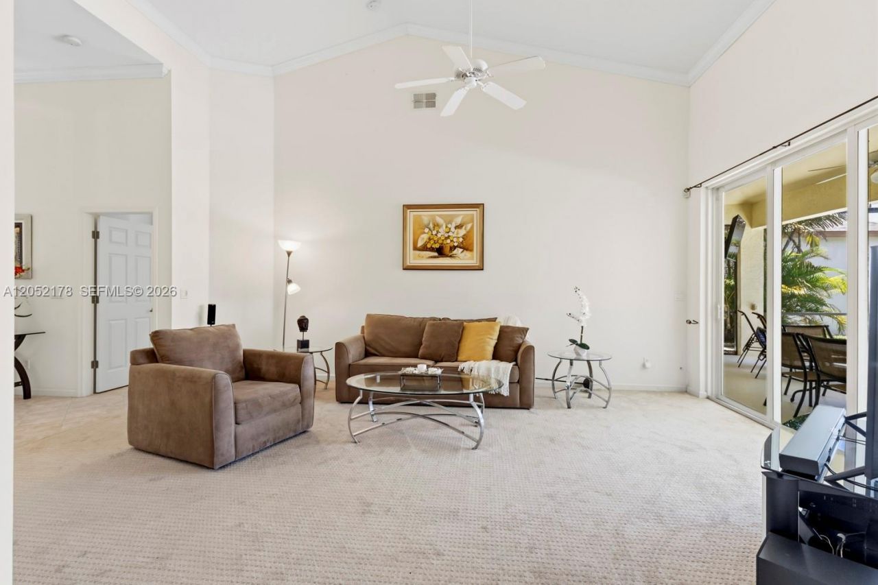 7538 Citrus Hill Ln, Naples, FL 34109 Photo
