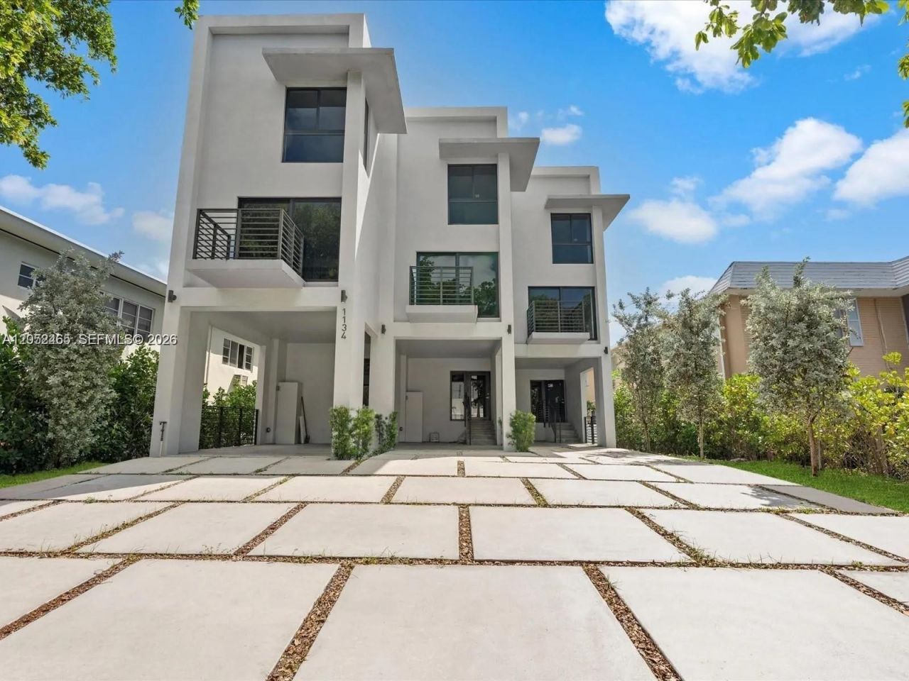 1134 71st St, Unit 3, Miami Beach, FL 33141 Photo