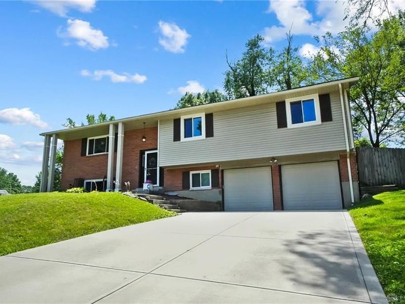 2500 Symphony Way, Dayton, OH 45449 Photo 2