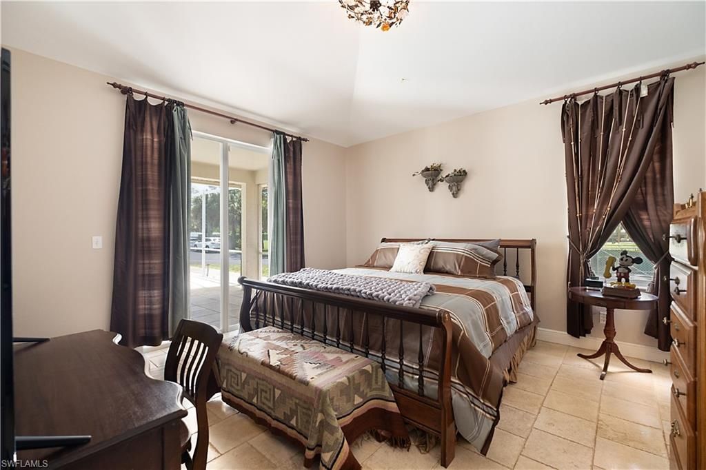 6761 Golden Gate Pkwy , Naples, FL 34105 Photo