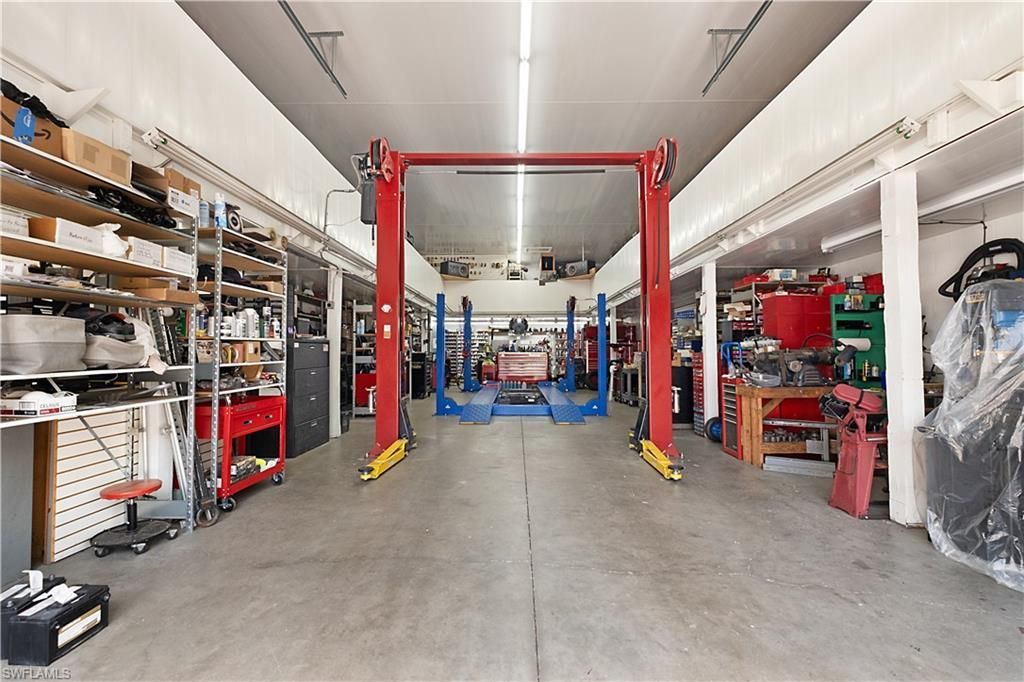 6761 Golden Gate Pkwy , Naples, FL 34105 Photo