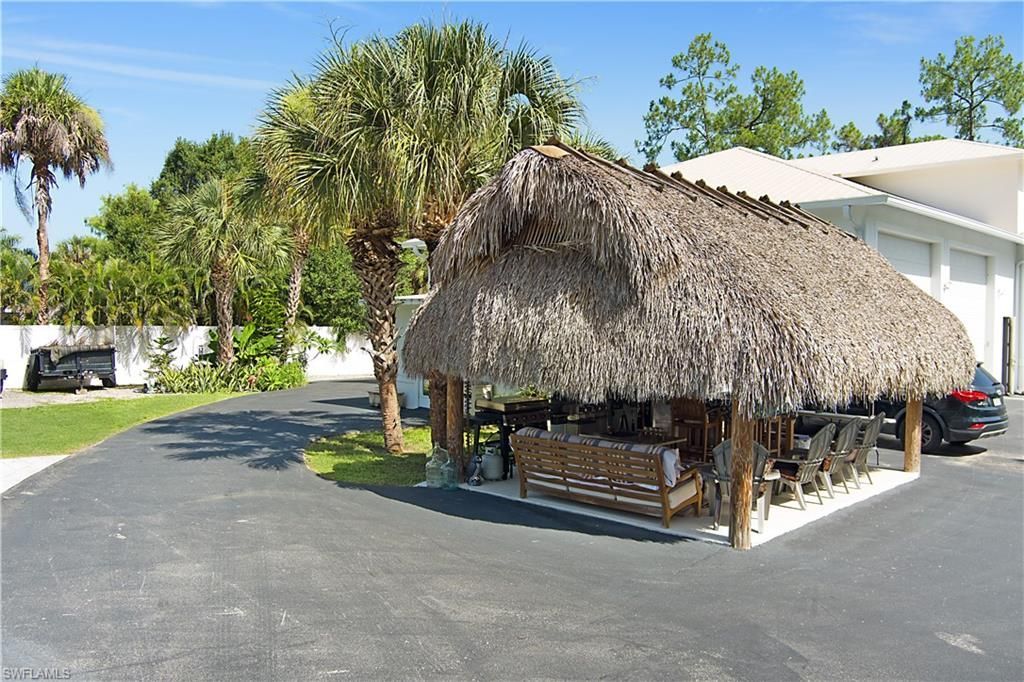 6761 Golden Gate Pkwy , Naples, FL 34105 Photo