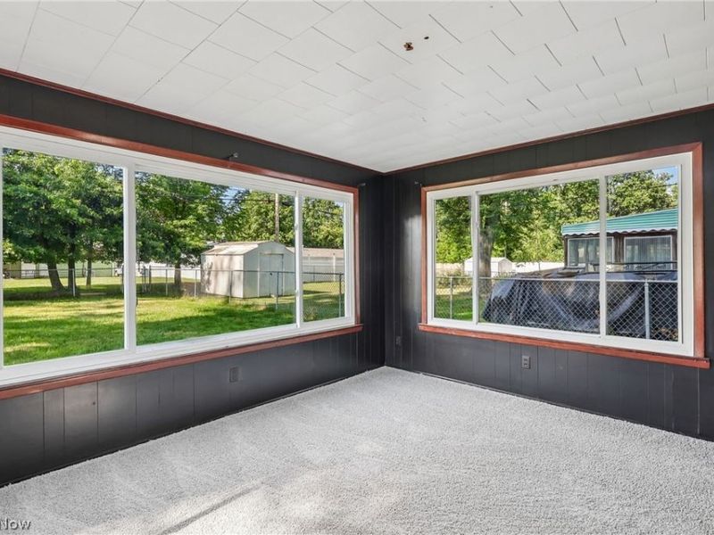 9011 Manorford Drive, Cleveland, OH 44130 Photo 21