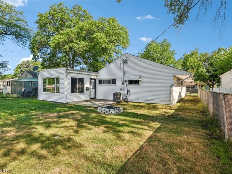 9011 Manorford Drive, Cleveland, OH 44130 Photo 26