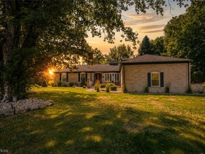10845 Mccallum Avenue NE, Alliance, OH 44601 Photo 1