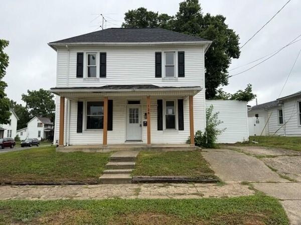 128 W Corwin Street , Circleville, OH 43113