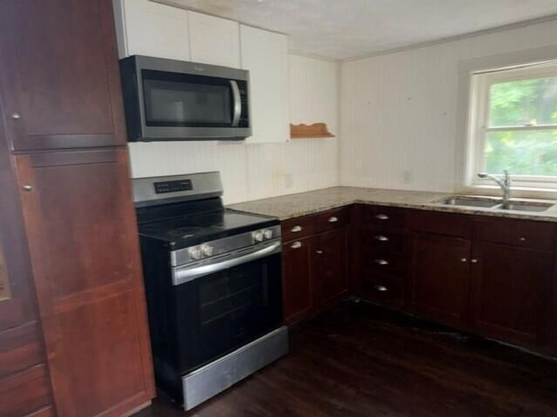 128 W Corwin Street , Circleville, OH 43113 Photo 16