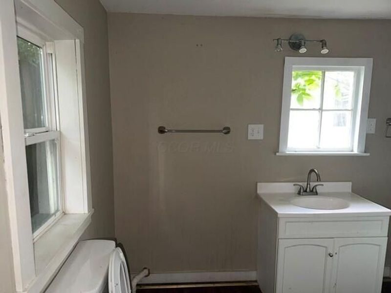 128 W Corwin Street , Circleville, OH 43113 Photo 19