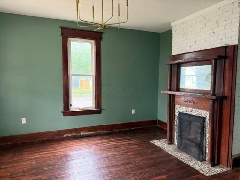 128 W Corwin Street , Circleville, OH 43113 Photo 9