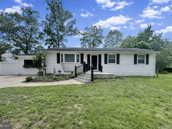 109 FERNWOOD TERRACE, WILLIAMSTOWN, NJ 08094