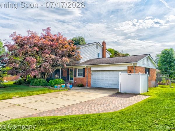 53625 Shelby Road, Shelby Twp, MI 48316