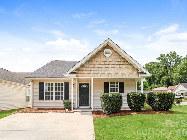 4135 Canyon Creek Lane , Charlotte, NC 28216