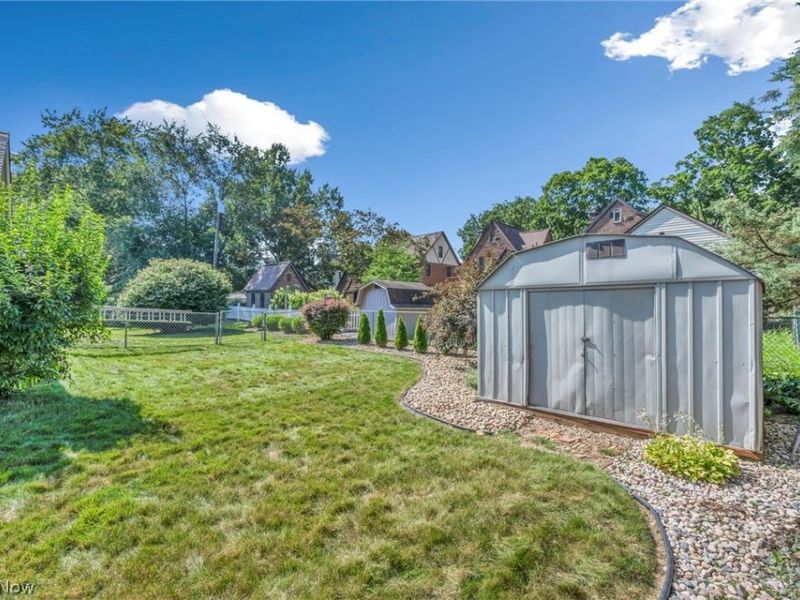 1036 Bennington Avenue NE, Massillon, OH 44646 Photo 11