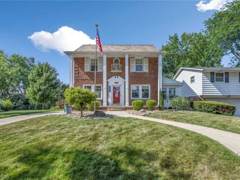 1036 Bennington Avenue NE, Massillon, OH 44646 Photo 2