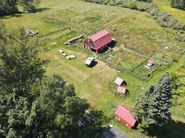 4626 Center Highway S, Suttons Bay, MI 49682