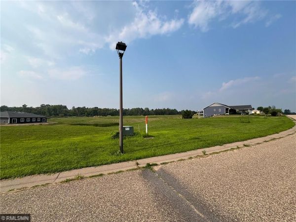 309 Norske Street , Woodville, WI 54028