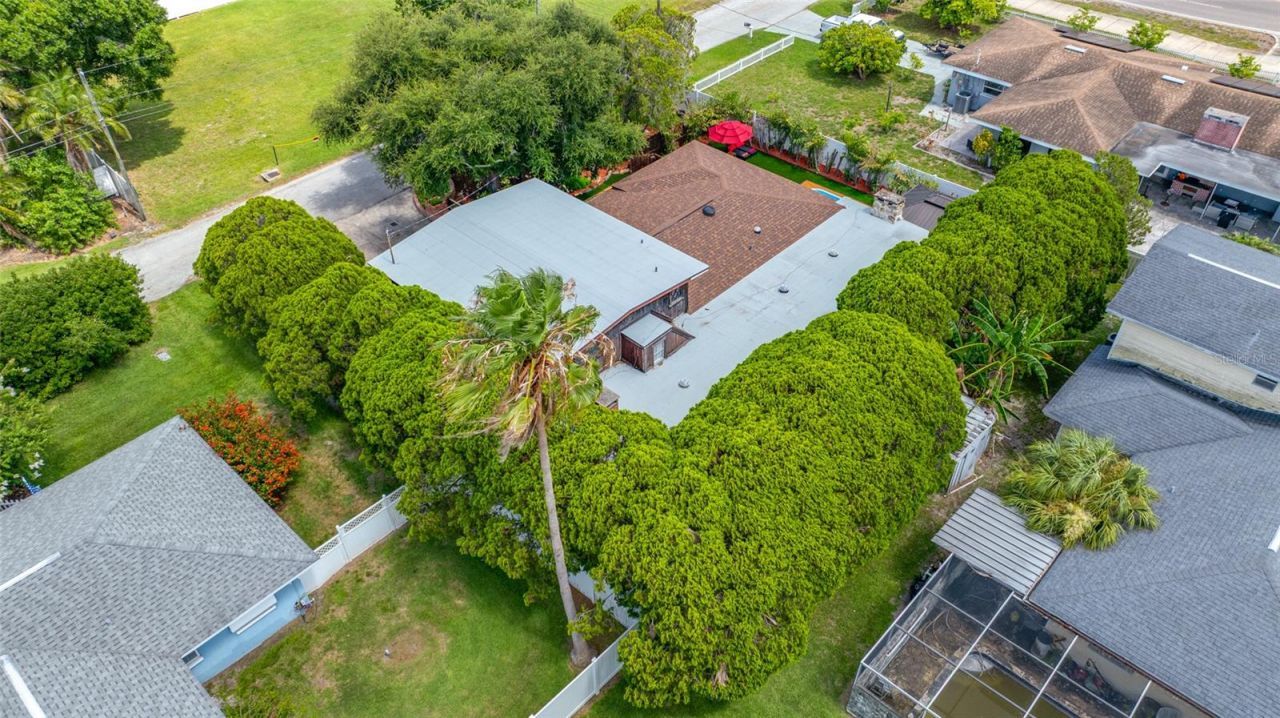 1488 Laconia Drive E, Clearwater, FL 33764 Photo