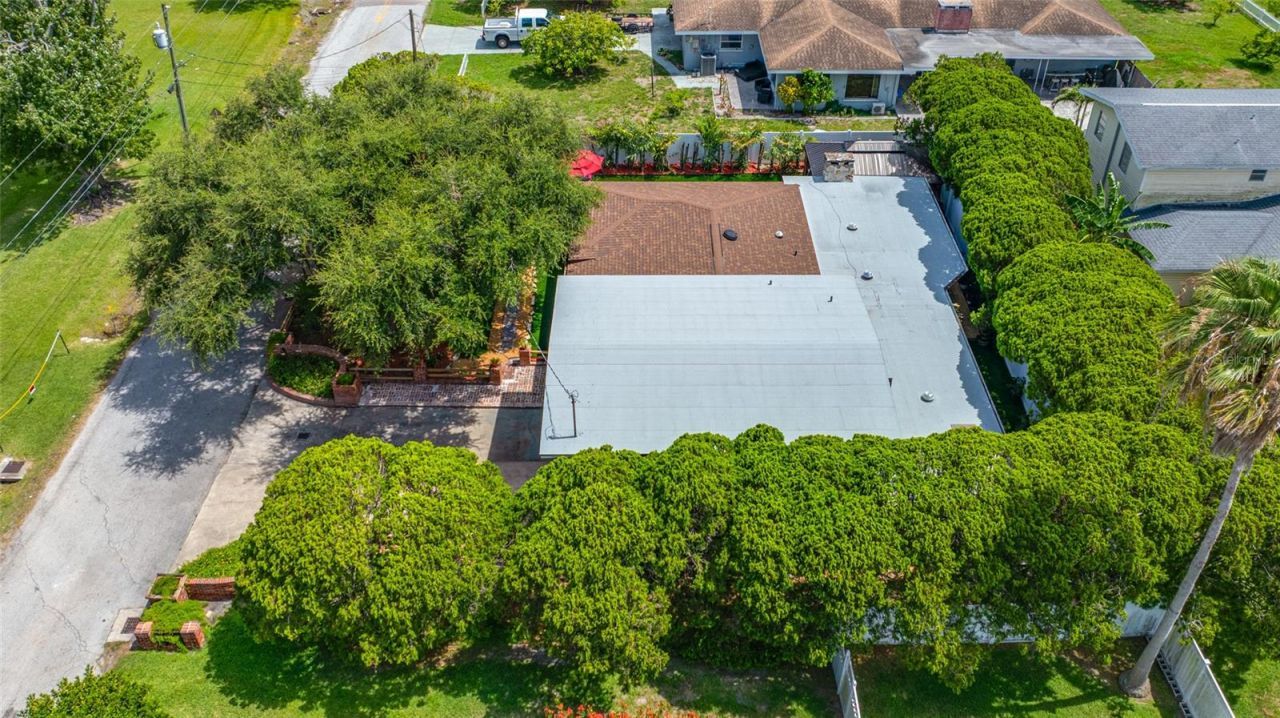1488 Laconia Drive E, Clearwater, FL 33764 Photo